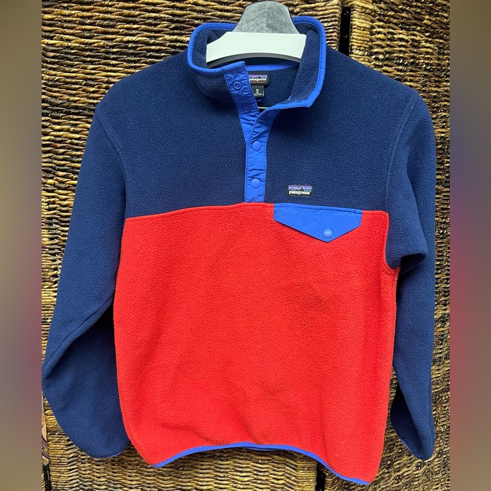 Patagonia-Youth Red and‎ Blue Synchilla,Size:XLarge (14 Reg),Snap T, Lightweight